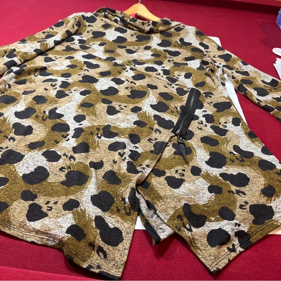 IC Connie K 1X COWL neck KNIT SWEATER olive Gray Black SPOTS Asymmetrical Hem 1X - Picture 10 of 16